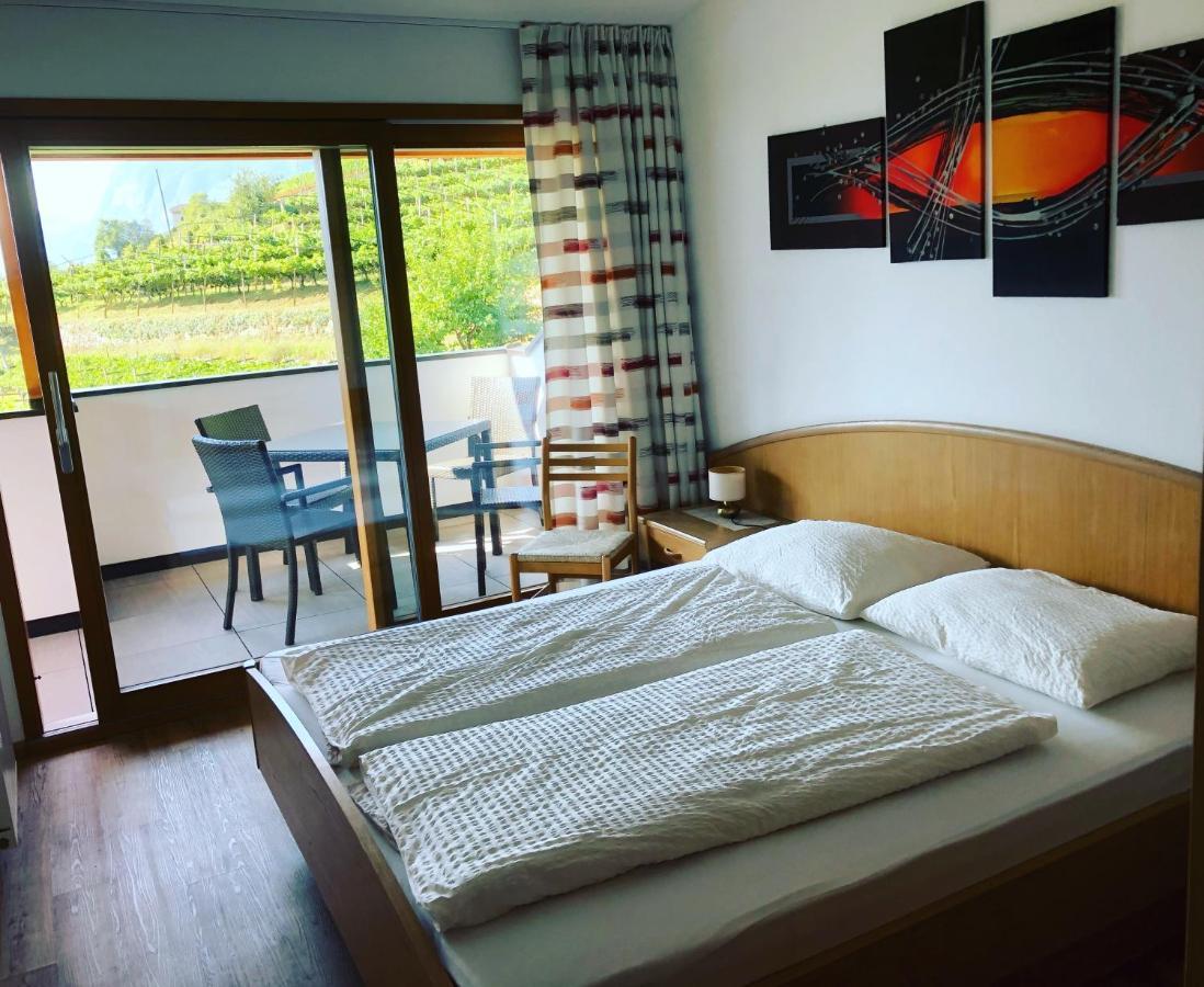 Appartement Finkenhof: Ferienwohungen - Urlaub Auf Dem Bauernhof à Termeno Extérieur photo